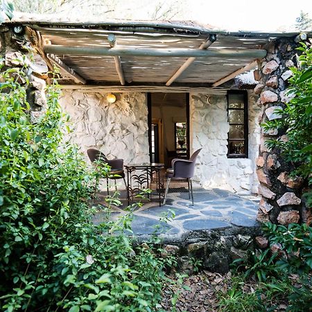 Hakunamatata Lodge & Health Spa/ Wedding & Conference Venue Muldersdrift Buitenkant foto