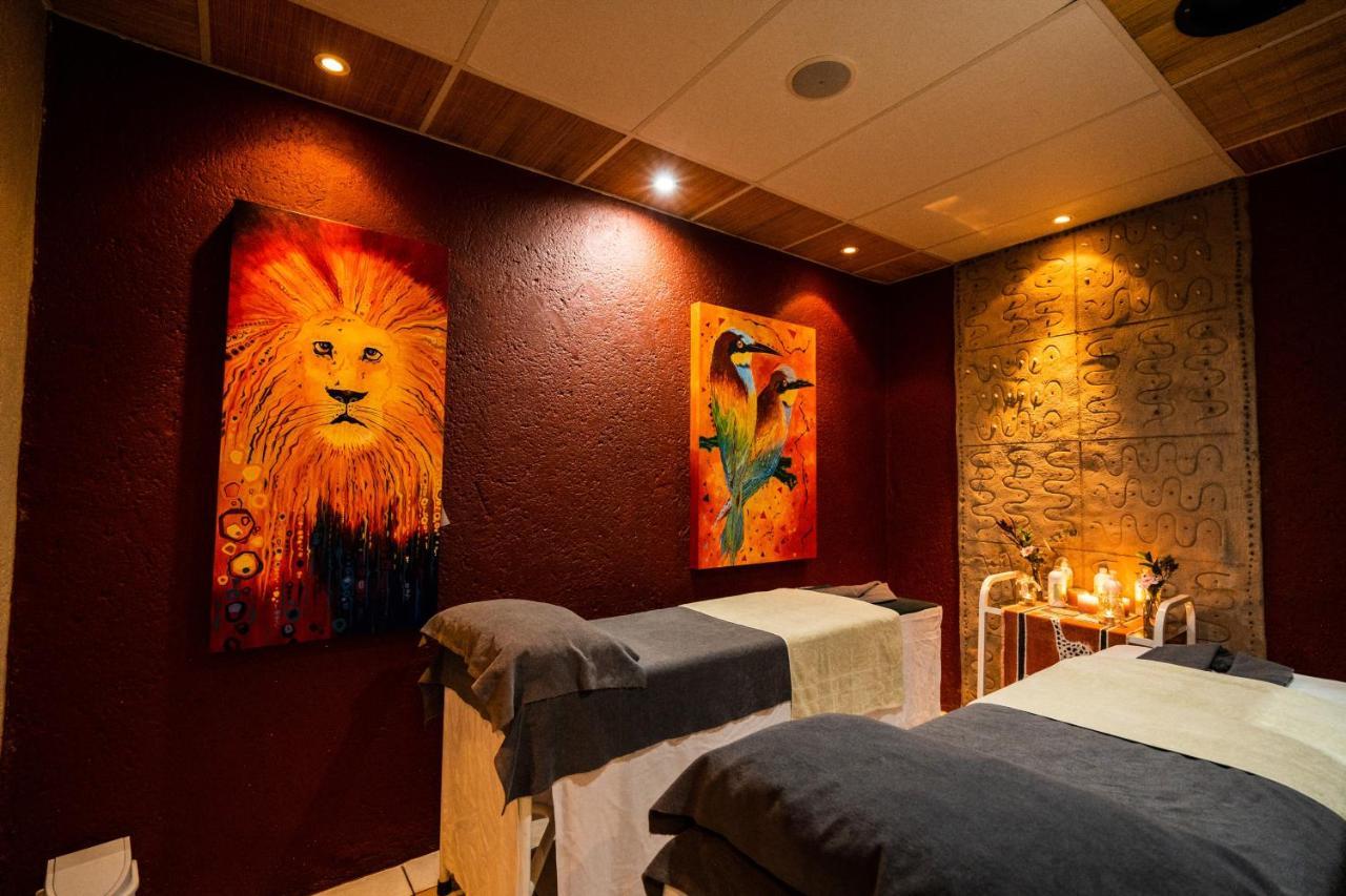 Hakunamatata Lodge & Health Spa/ Wedding & Conference Venue Muldersdrift Buitenkant foto
