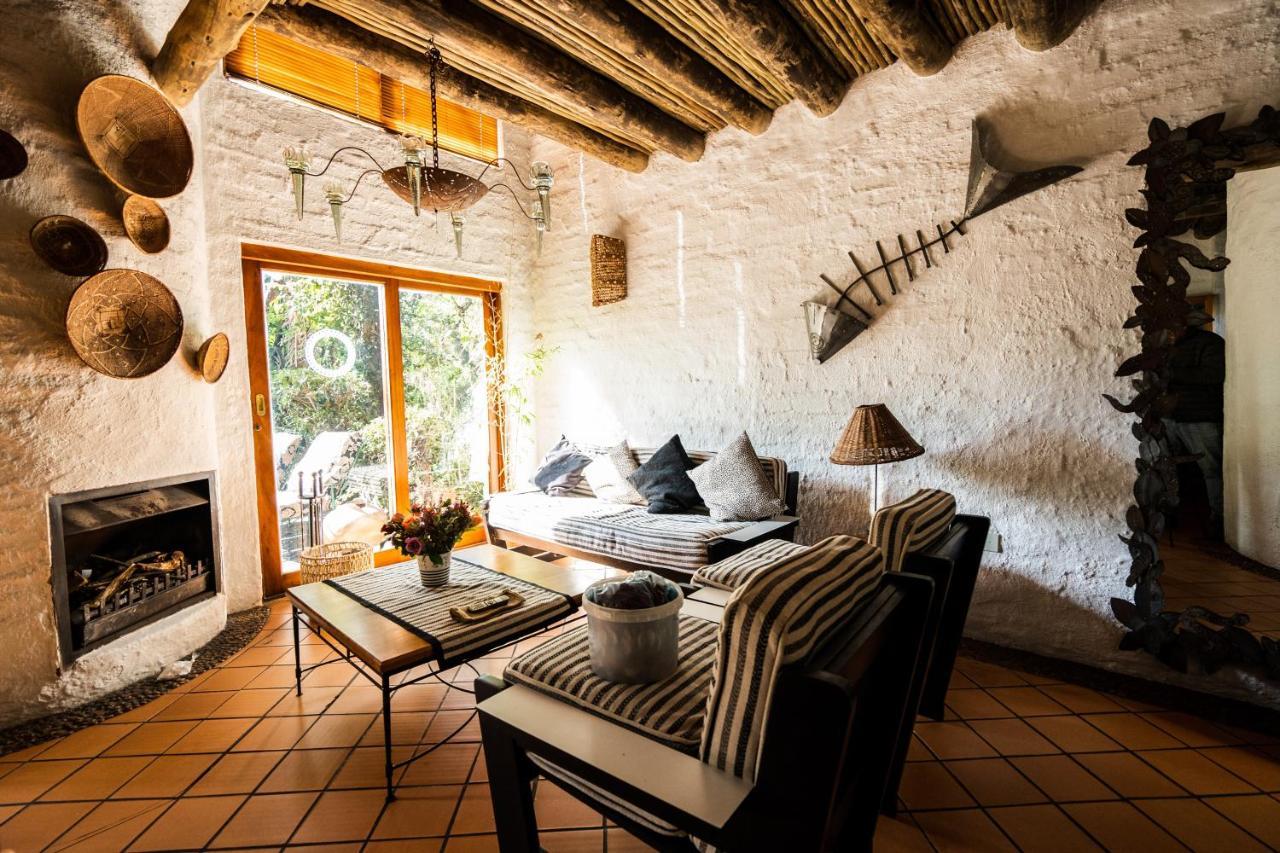 Hakunamatata Lodge & Health Spa/ Wedding & Conference Venue Muldersdrift Buitenkant foto