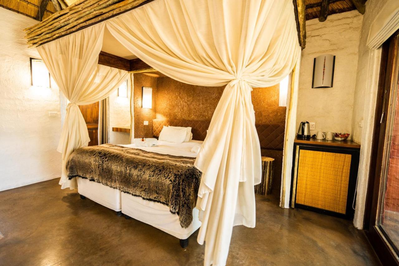 Hakunamatata Lodge & Health Spa/ Wedding & Conference Venue Muldersdrift Buitenkant foto