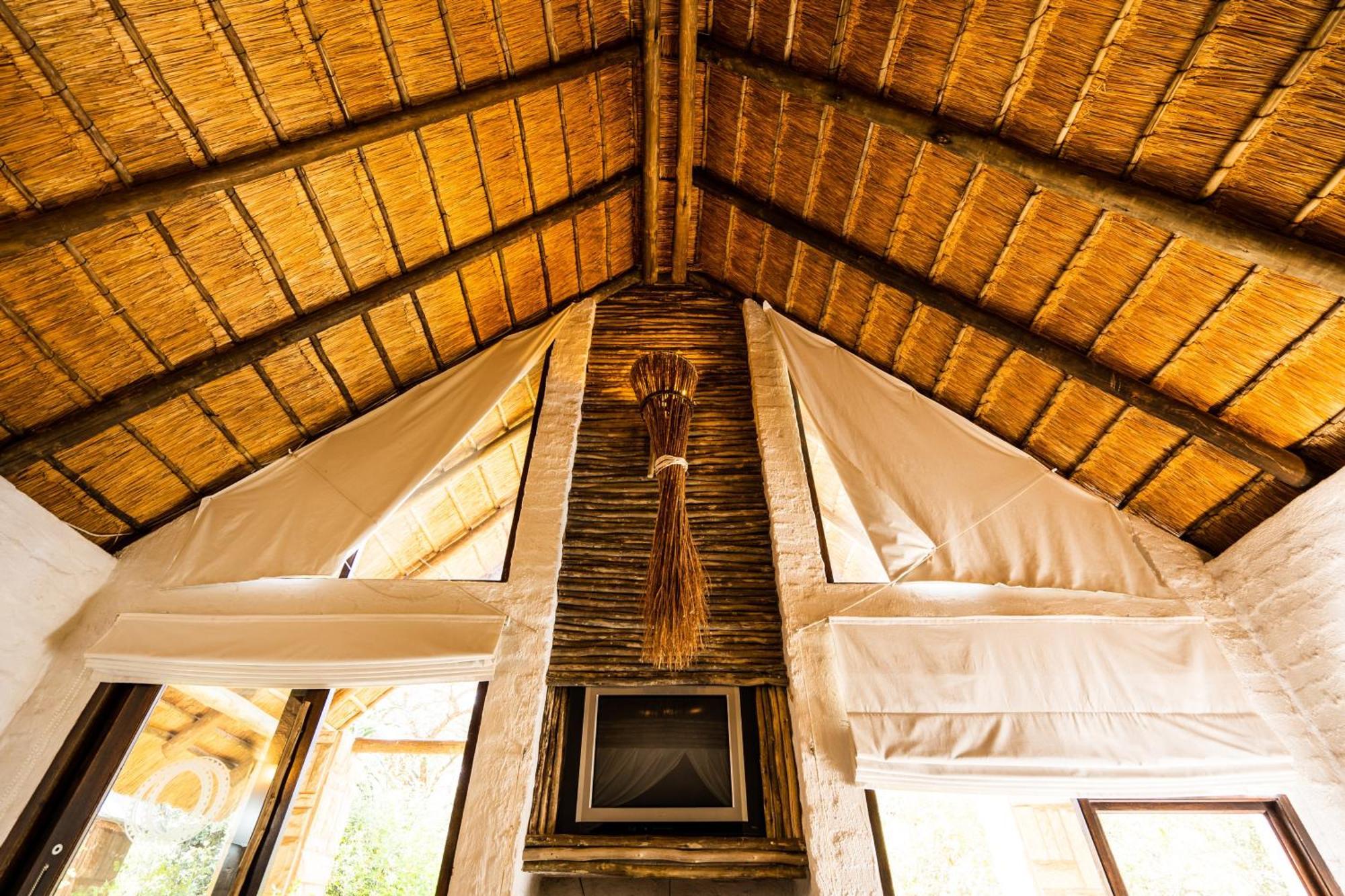 Hakunamatata Lodge & Health Spa/ Wedding & Conference Venue Muldersdrift Buitenkant foto