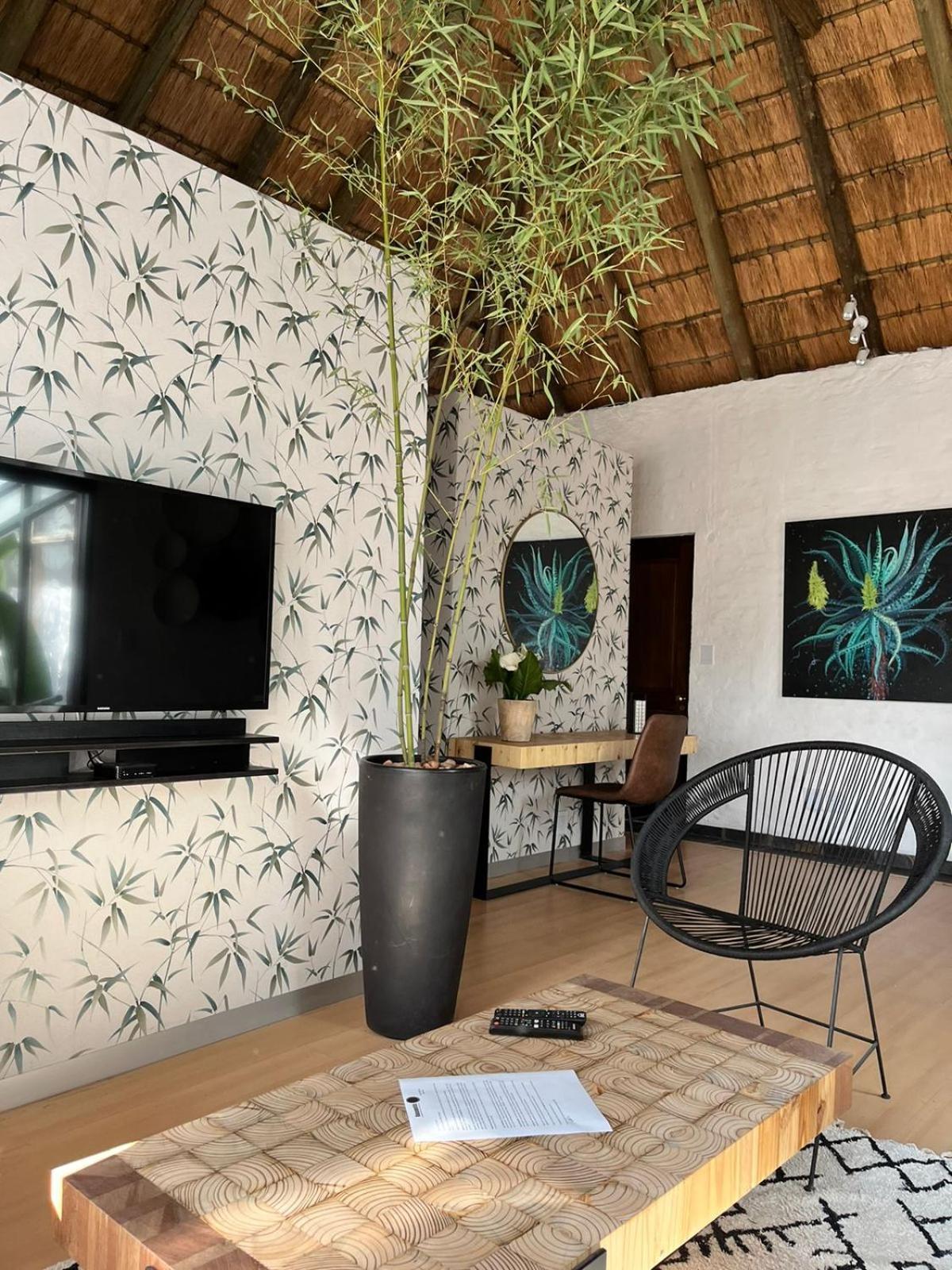 Hakunamatata Lodge & Health Spa/ Wedding & Conference Venue Muldersdrift Buitenkant foto