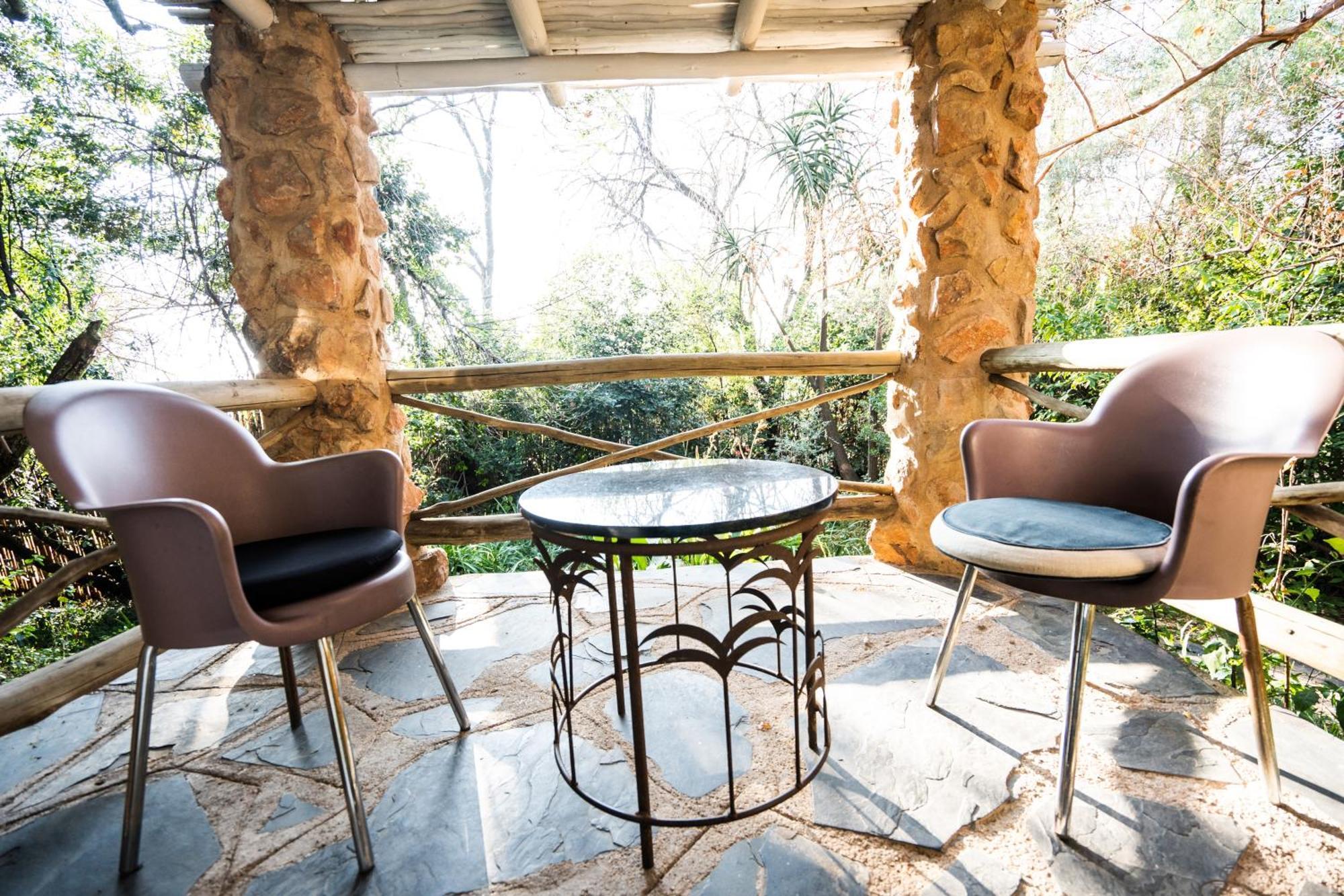Hakunamatata Lodge & Health Spa/ Wedding & Conference Venue Muldersdrift Buitenkant foto